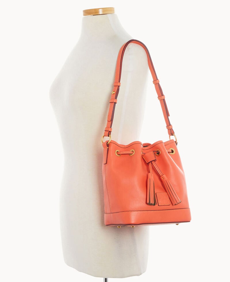 Dooney Florentine Small Drawstring Salmon ID-o7ybiBwT